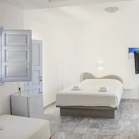 Pelagos - Hotel 2*